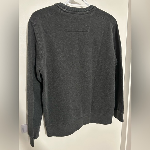 Men’s Arrow Sweater - Picture 2 of 3